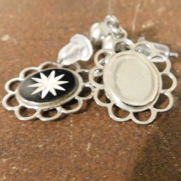 vintage oval black silver tone star earrings small - Picture 4 of 4
